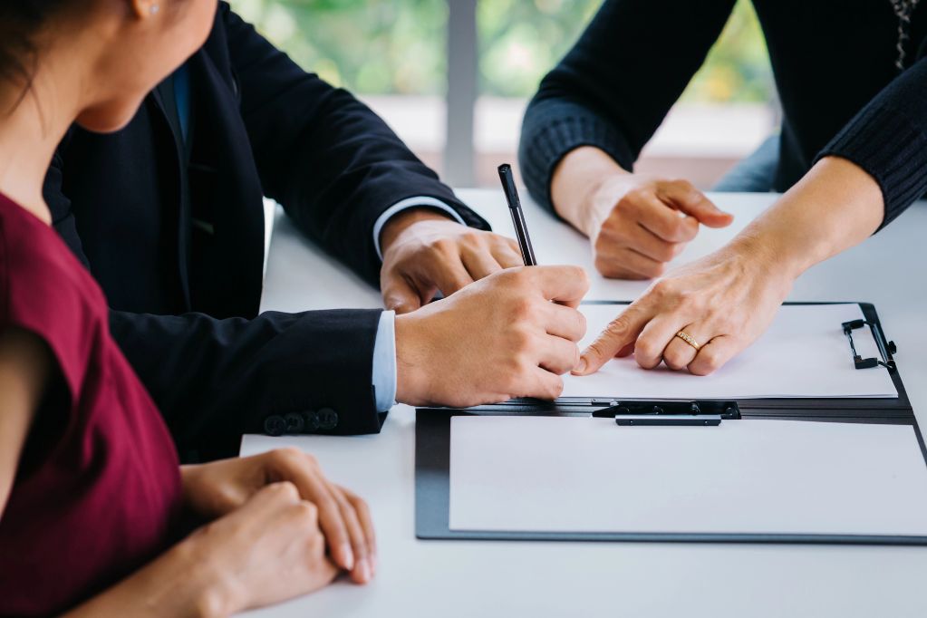 Divorce Agreement Signing